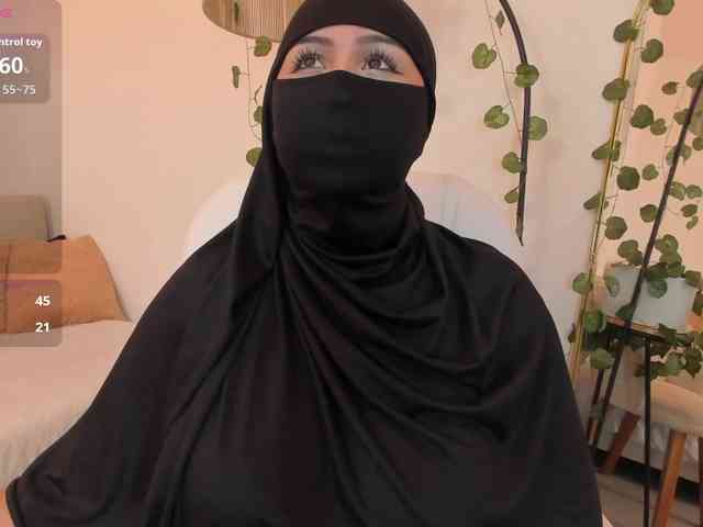 Amirah- webcam