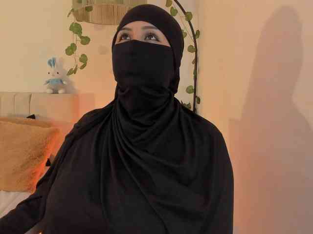 Amirah- webcam