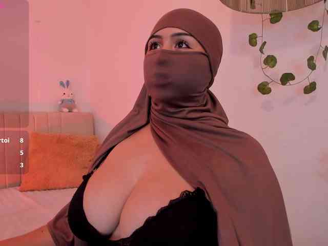 Amirah- webcam