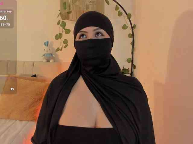 Amirah- webcam
