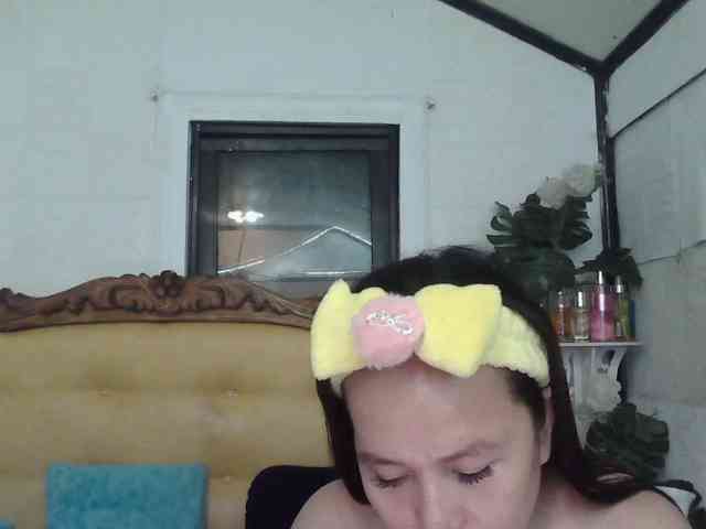 AsianLadyboy888