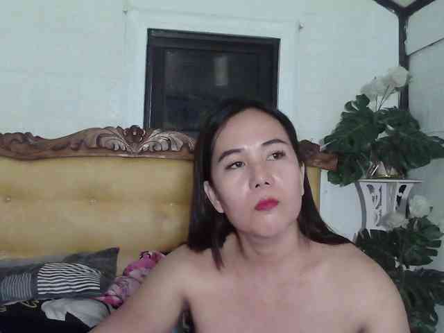AsianLadyboy888