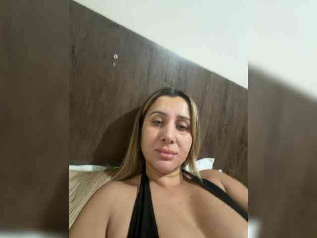 Modelo: Brasileirinhac