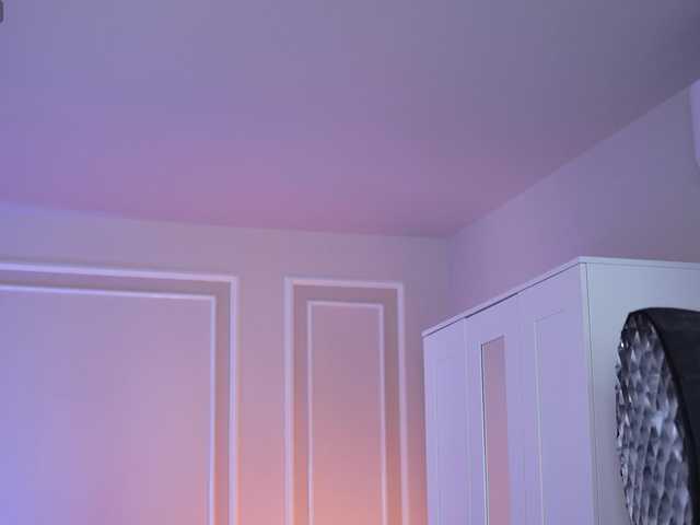 SammiMonroe's BongaCams show and profile