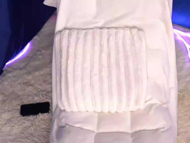 ScarletNoir live cam preview