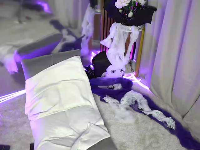 ScarletNoir live cam on BongaCams