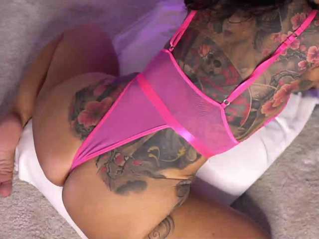 ScarletNoir, en directo ahora en BongaCams