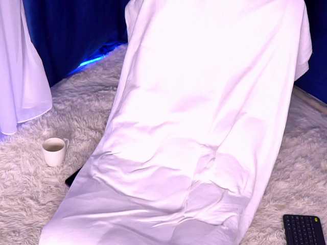 ScarletNoir live cam on BongaCams