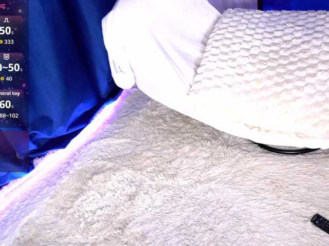 ScarletNoir live webcam show