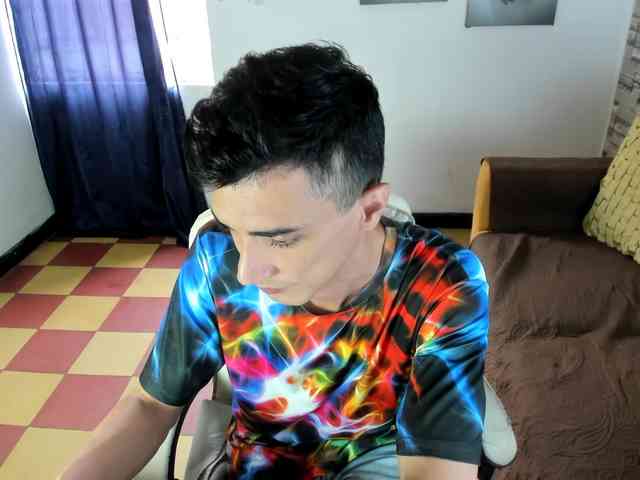 felipe-colinss Sex Cam Show