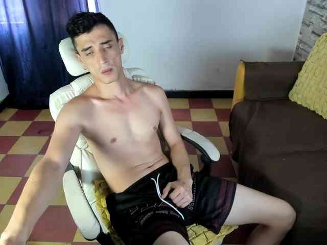 felipe-colinss Sex Cam Show