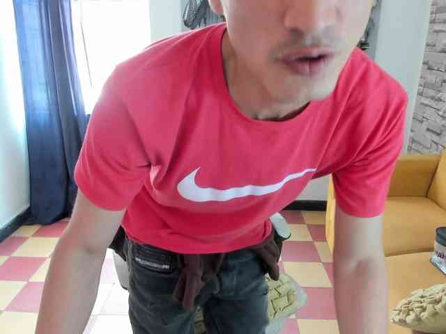 felipe-colinss Live Webcam on BongaCams