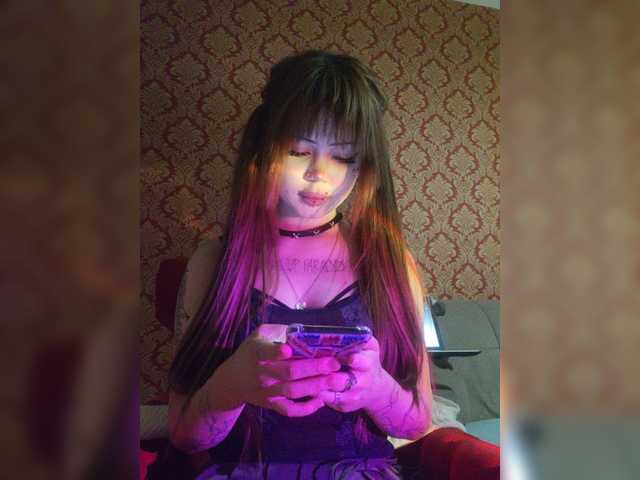 Virtikka live cam on BongaCams