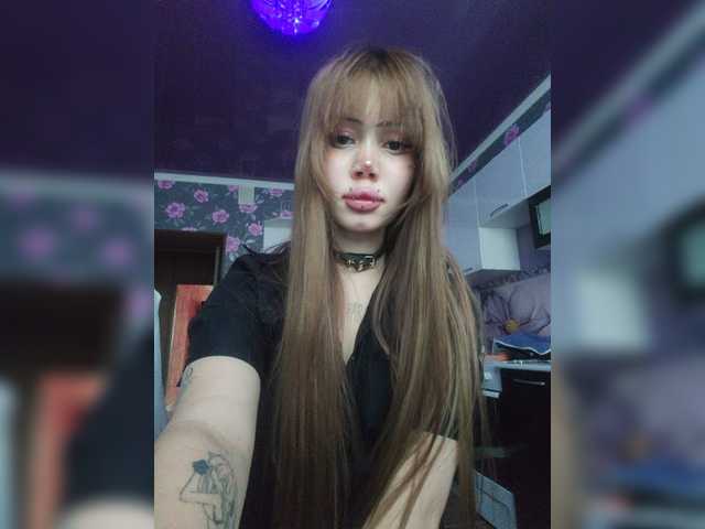 Virtikka live cam on BongaCams