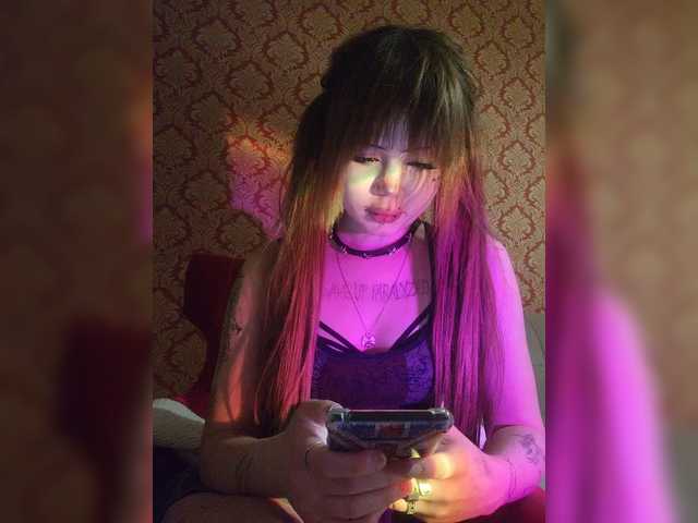 Virtikka live cam on BongaCams