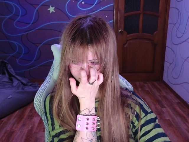 Virtikka live cam on BongaCams