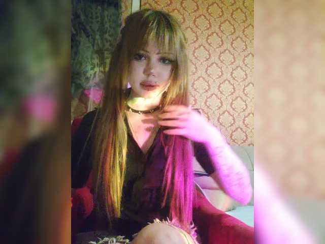 Virtikka live cam on BongaCams