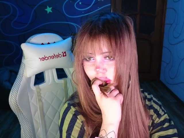 Virtikka live cam on BongaCams