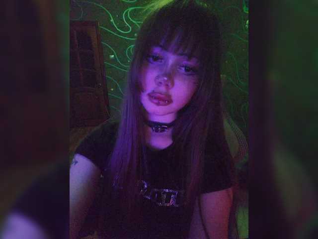 Virtikka live cam on BongaCams