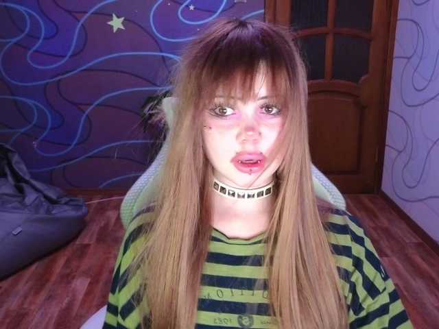 Virtikka live cam on BongaCams