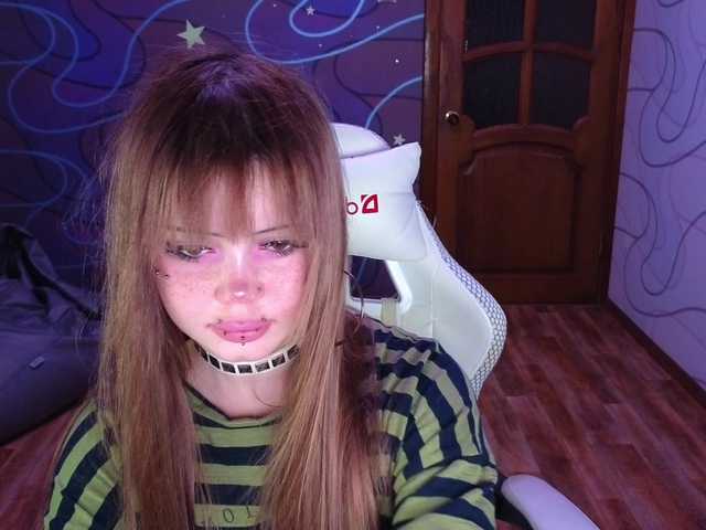 Virtikka live cam on BongaCams