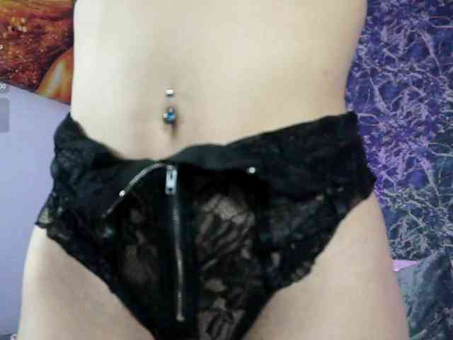 BriannaGolddenn webcam