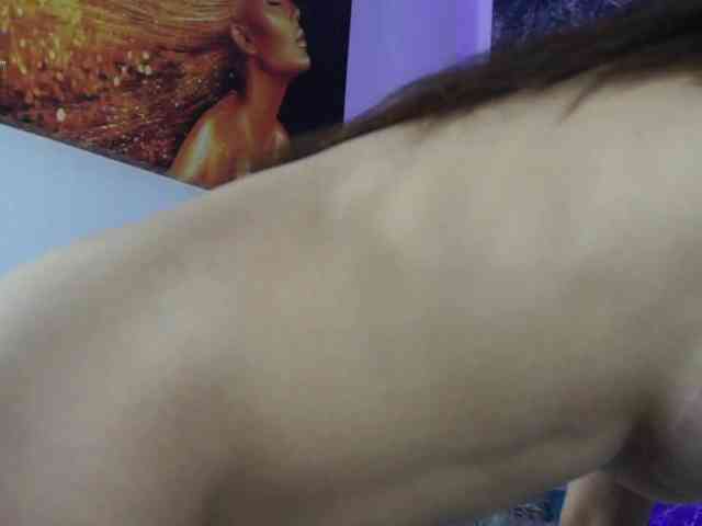 BriannaGolddenn webcam