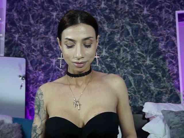 BriannaGolddenn webcam