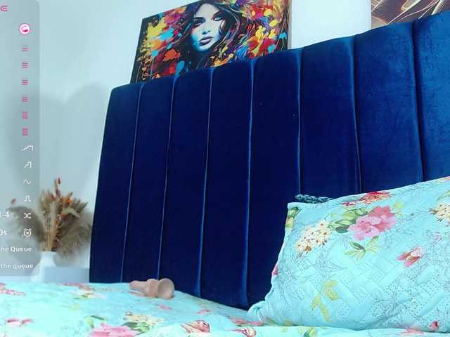 Bombom-brown's BongaCams show and profile