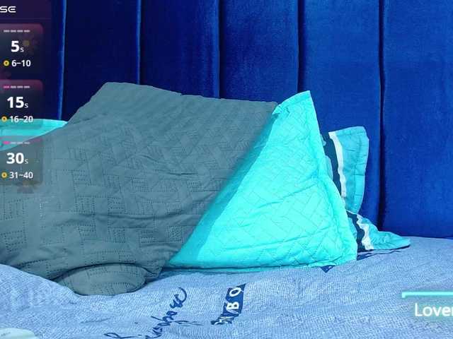 Bombom-brown live cam on BongaCams
