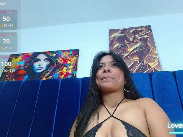 Bombom-brown live cam on BongaCams