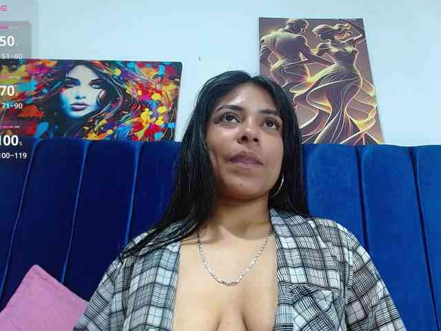 Bombom-brown webcam
