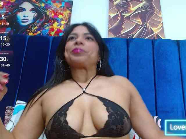 Bombom-brown webcam