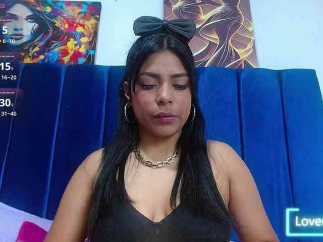 Bombom-brown webcam