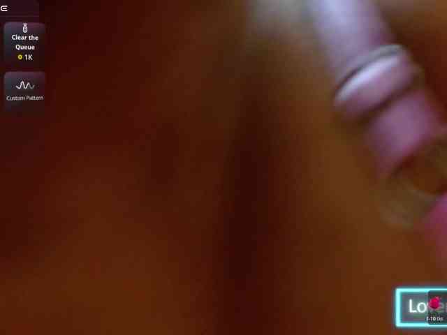 Bombom-brown webcam