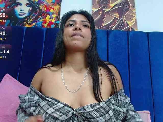 Bombom-brown webcam