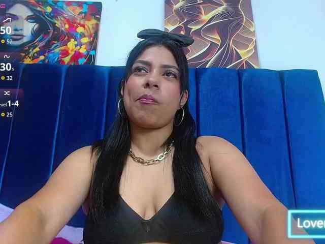 Bombom-brown webcam