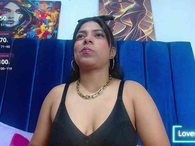 Bombom-brown webcam