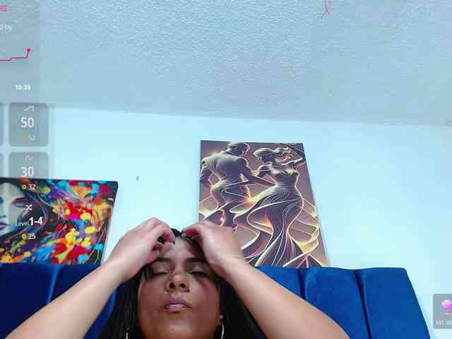 Bombom-brown webcam
