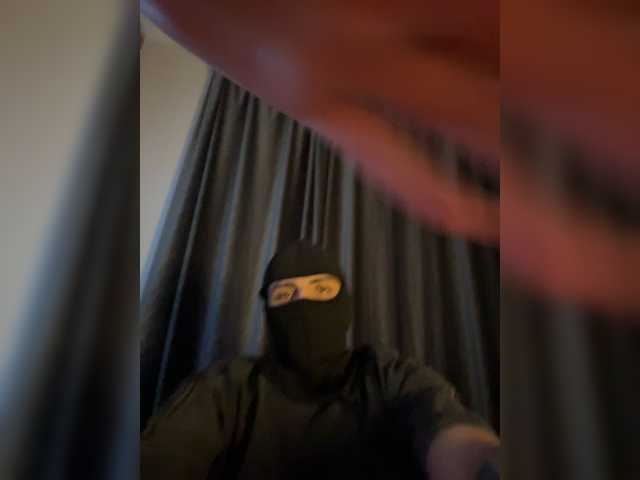 LIAMIA live webcam show