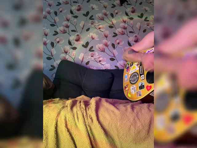 chatroom nude LIAMIA