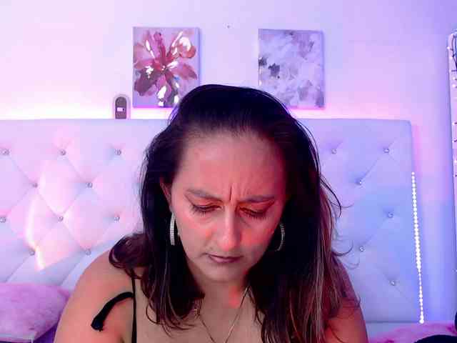 queendesiree webcam