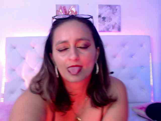 queendesiree webcam