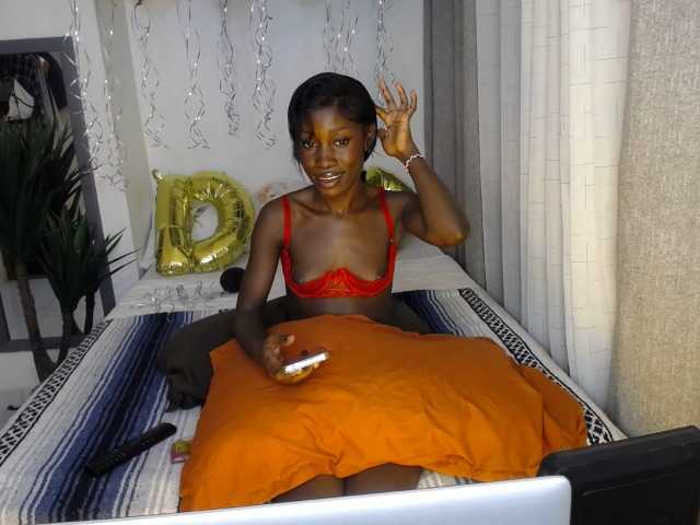 irahhotttie Live Cam on BongaCams