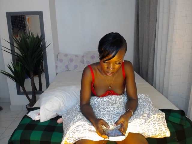 irahhotttie live cam on BongaCams