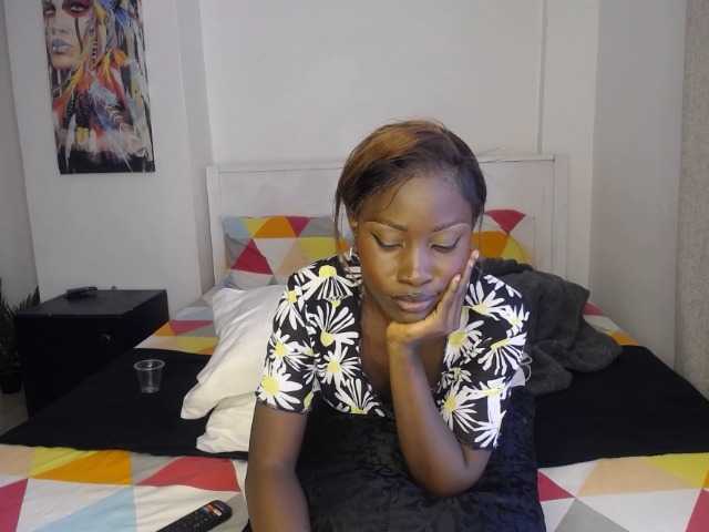 irahhotttie live cam on BongaCams