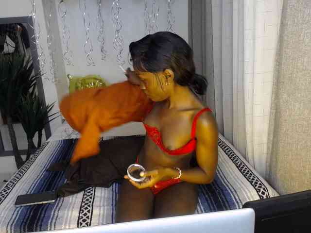 irahhotttie webcam