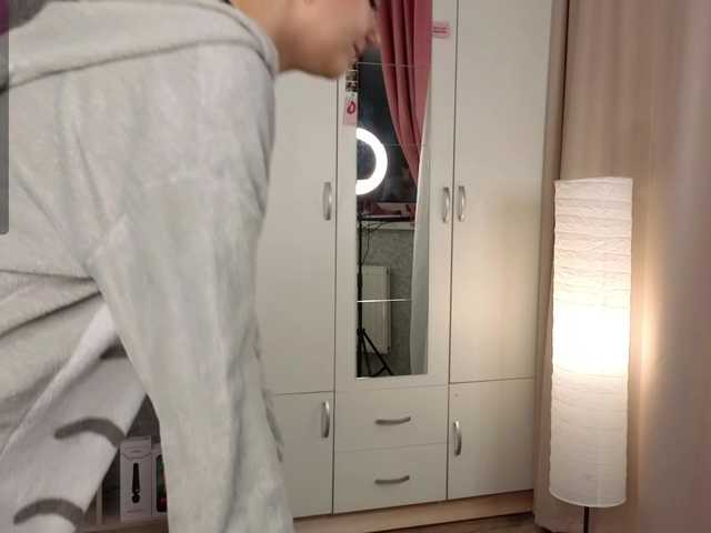 mia-roxxxx live cam on BongaCams
