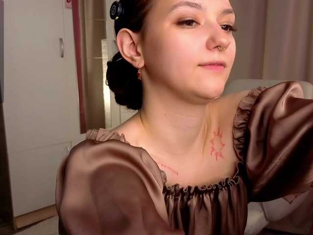 mia-roxxxx live cam on BongaCams