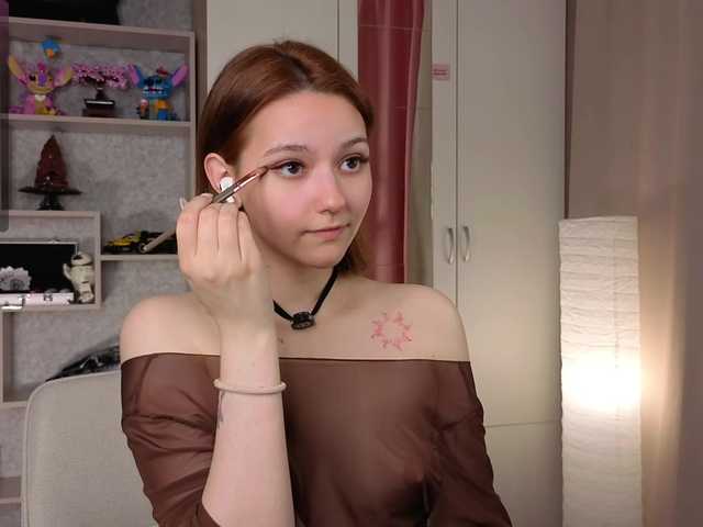mia-roxxxx live cam on BongaCams